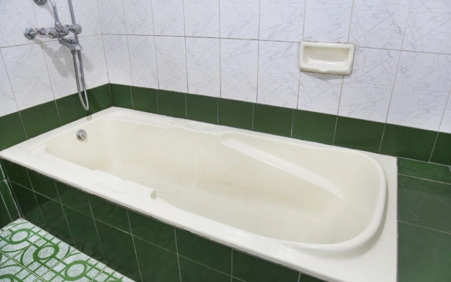 GuestHouser 1 BR Bed & Breakfast