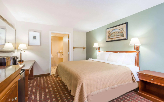Days Inn Orangeburg