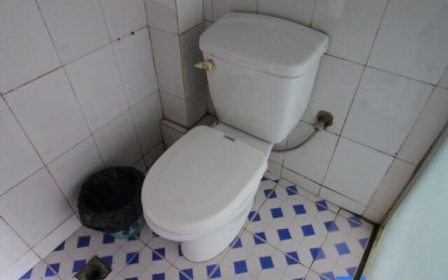 Shunda Hostel