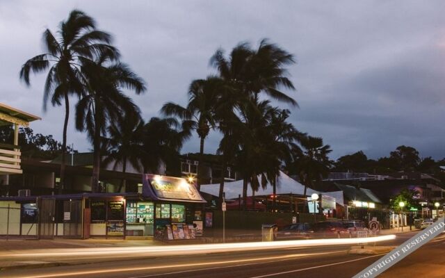 Beaches Backpackers Airlie Beach - Hostel