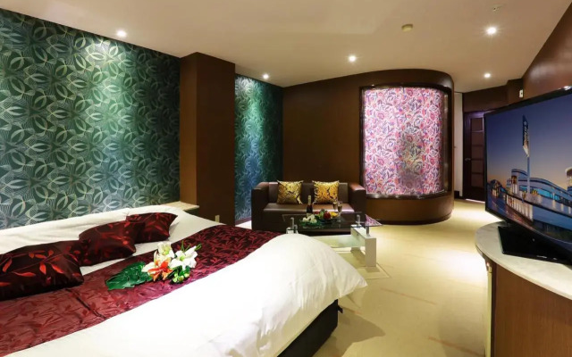 Hotel Bijou (Adult Only)