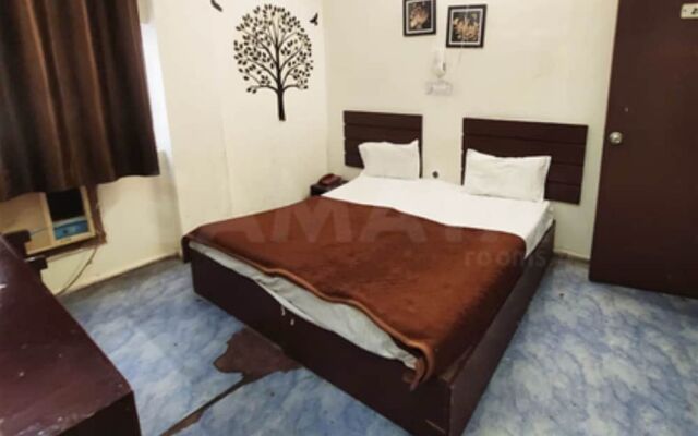 Goroomgo Hotel Baba Sunrise Lucknow