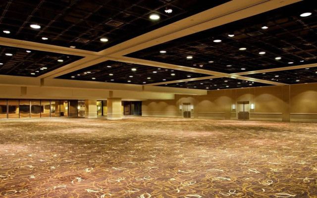 Sheraton New Orleans Hotel