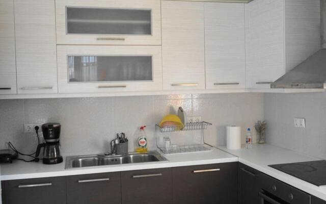 Beachfront apartment in keratokampos