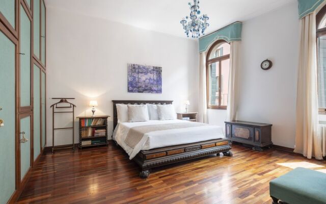 Ve.NI.Ce Cera Casa Dolce Vita