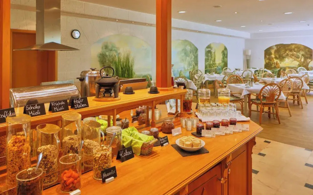 TRIP INN Axxon Hotel