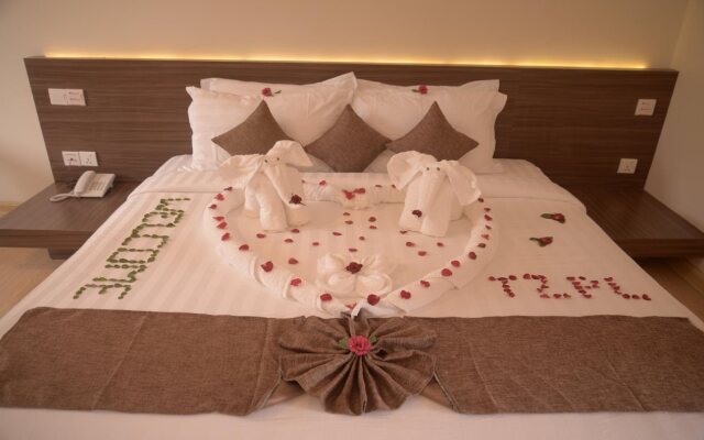 Thazin Palace A Hotel