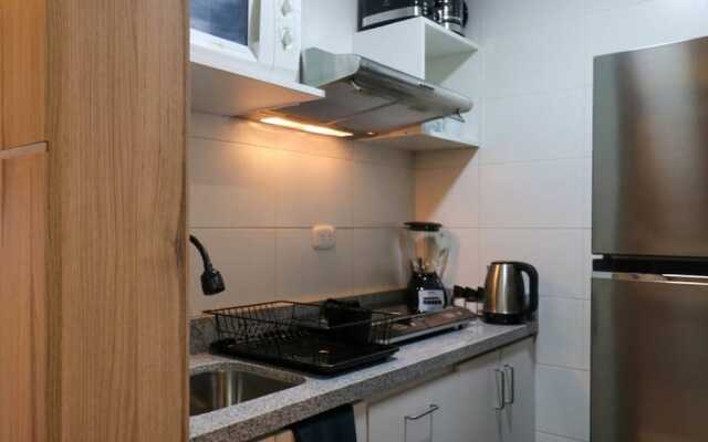 w Elegant 1BR in San Isidro
