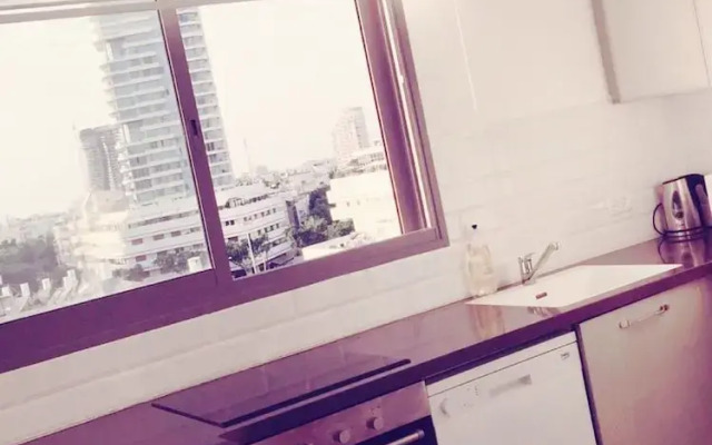 Luxury Apartment in Tel Aviv