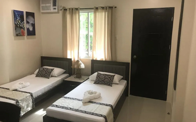 Avila's Horizon Dive Resort