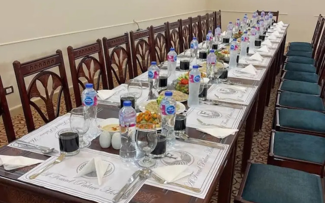 Al Fouad Pyramids & Grand Museum Hotel