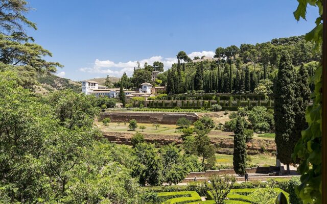 Parador de Granada Hotel