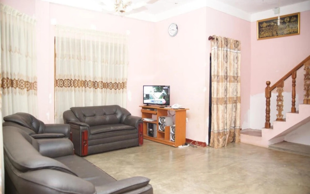 Wildlife Safari House