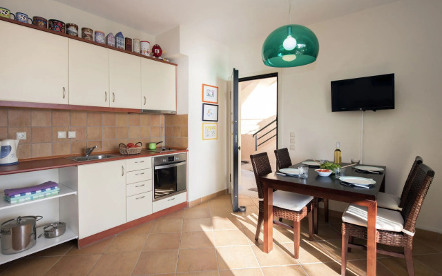 Glyfada Homes Resort