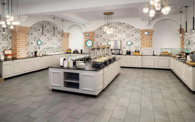 Embassy Suites by Hilton Orlando North