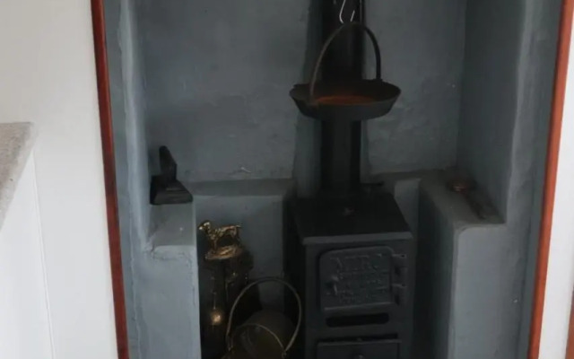 The Tinkers Cottage