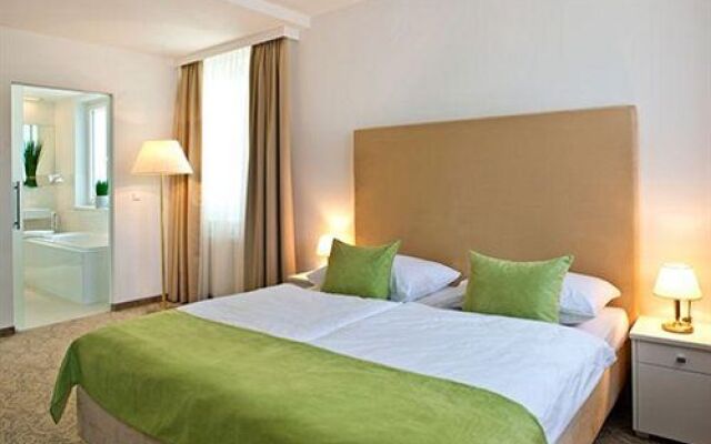 JILLY BEACH Wörthersee