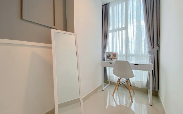 Good Choice and Homey 2BR Apartment Tamansari Iswara