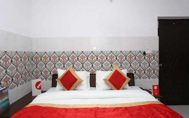 OYO 14920 Blue Heart Guest House