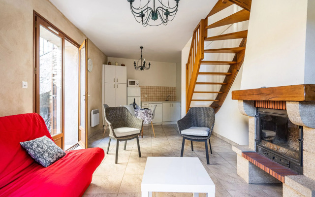 Vineyards & Village Stay