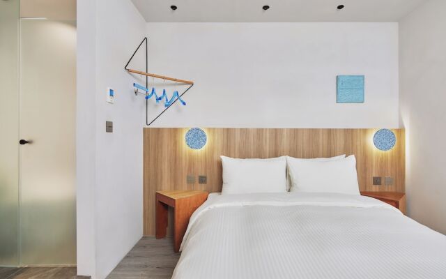 The Blue By Just Inn