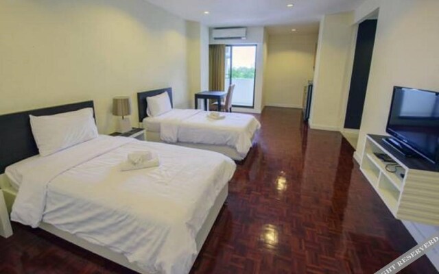 Siam Court