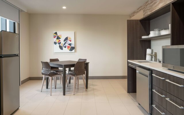 Home2 Suites By Hilton Woodland Hills