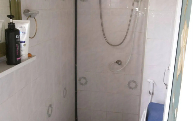 OYO 471 Sunshine Apartment