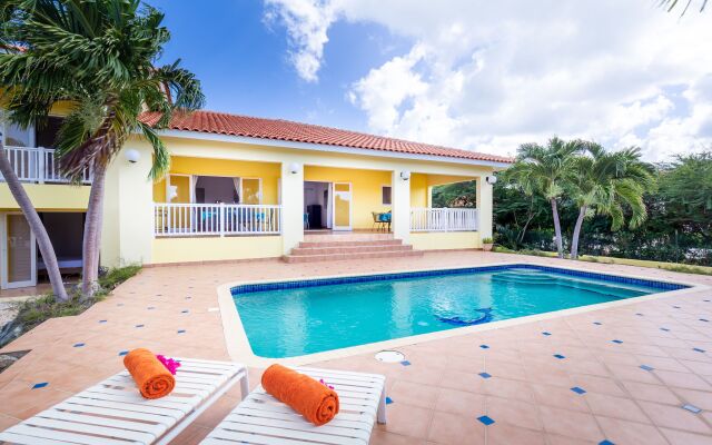 Rustic & Homely Villa - Perfect Family Stay