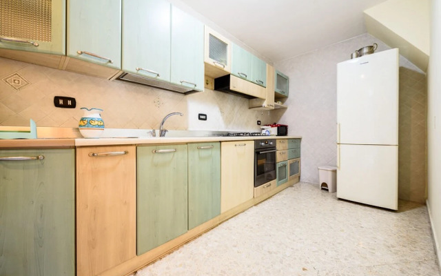 Via Correra 46 in Napoli