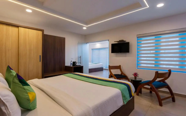 Thejas Houseboat Premium Three