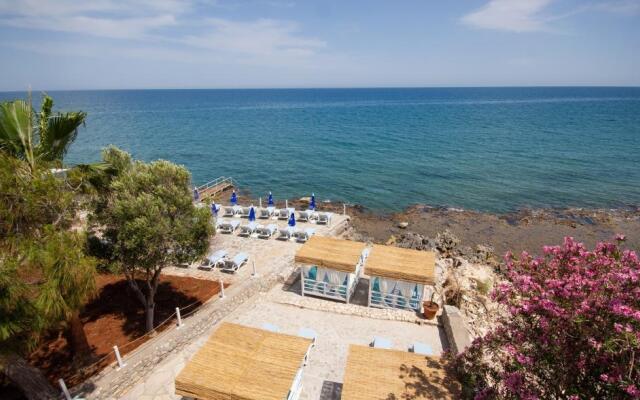Mojo Otel Beach