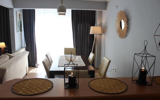 Azad Homes Taksim Mehroz