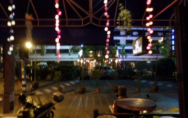 Pirates Cove Bar and Restauant