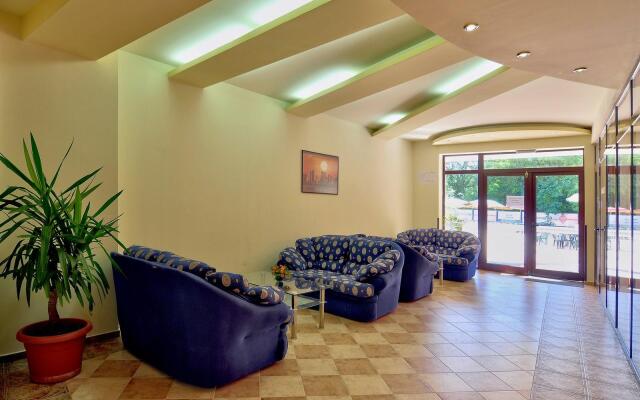 Family Hotel Paradise