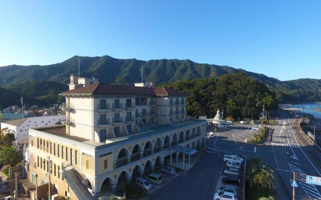 Hotel Riviera Shishikui