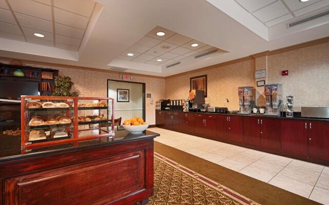 Spark by Hilton Rahway