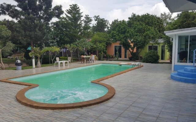 Poh Rak Resort at Pak Chong