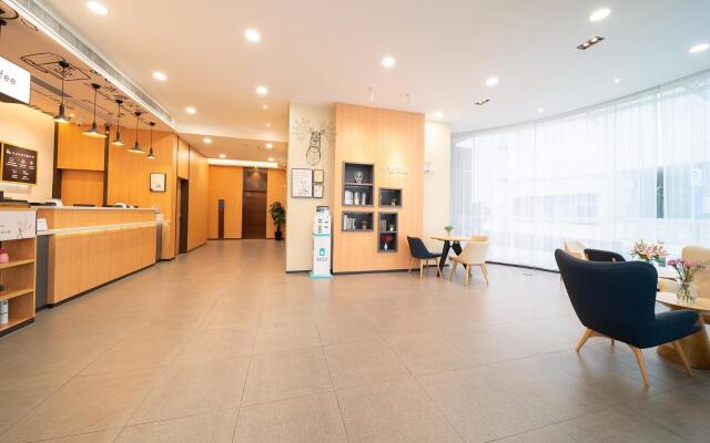 Hanting Hotel Zhuhai Gongbei Port
