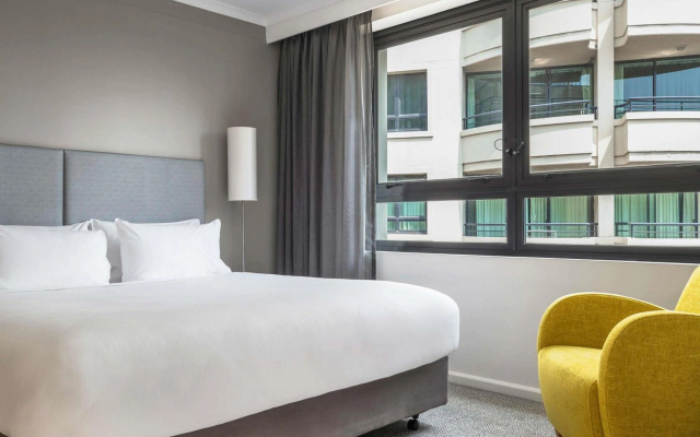 Mantra Parramatta – Guest Rooms – Parramatta