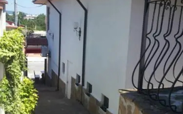 Zlatnoto Pile Complex