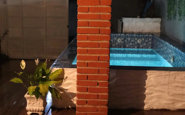 Sobrado com Piscina hidromassagem