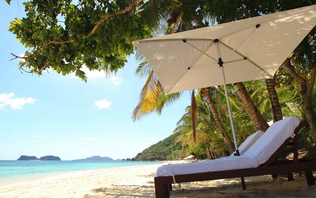 Pangulasian Island Resort