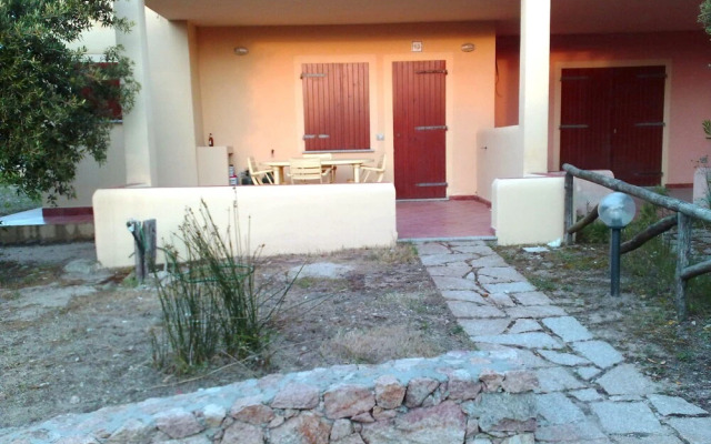 Residence Rena 2000