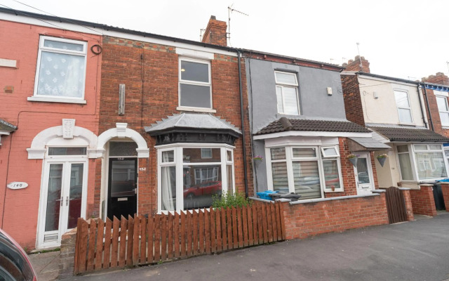 Serene Glam Lodge By Jesouth