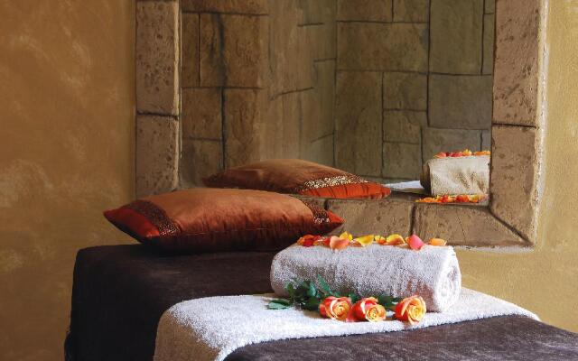 Fa Trez Guest House and Spa