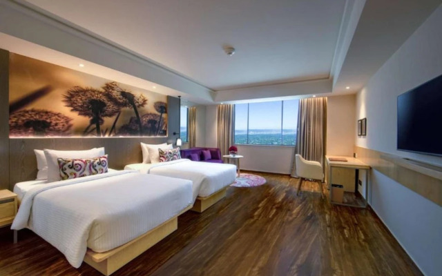 The Gaurs Sarovar Premiere