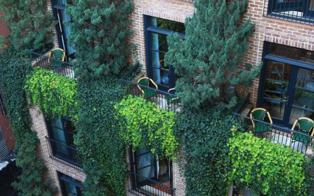 The Greenwich Hotel