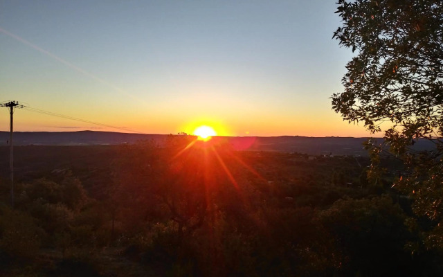 Cabaña de Troncos en la montaña