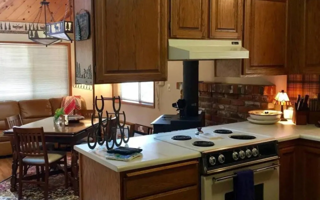 Whispering Pines Cabin Retreat